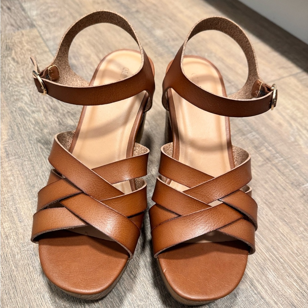 Old Navy Brown Strappy Sandals